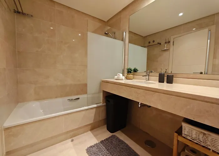 Frontline Golf Groundfloor Lagoon & - Ehhouse *