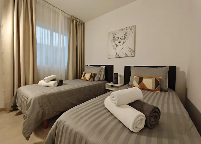 Frontline Golf Groundfloor Lagoon & - Ehhouse Apartman